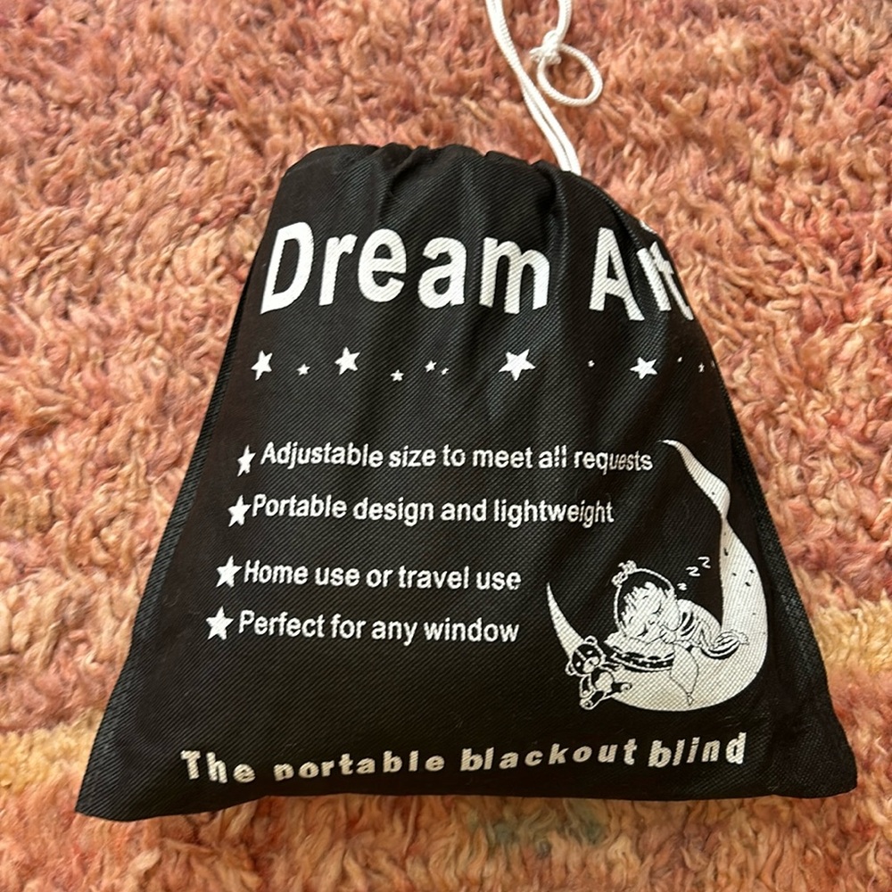 Dream art blackout curtain with suction cups